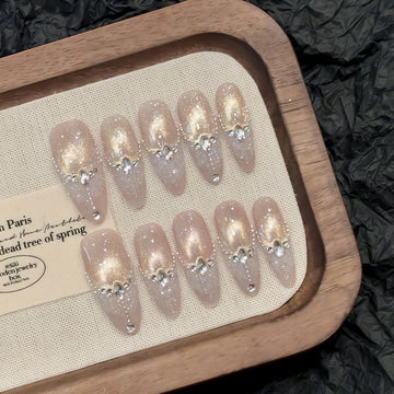 10pcs Handmade Nude Cat Eye Press on Nails Shiny Sequins Design Fake Nails Wearable Short Almond Sweet Korean False Nail Tips